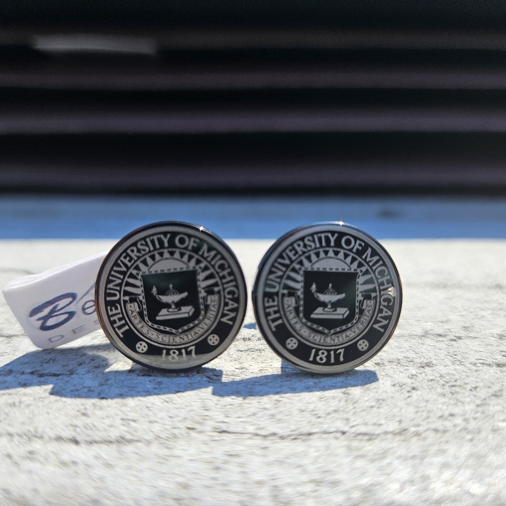 Beliza university of Michigan cuff links!!!